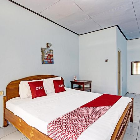 Hotel Capital O 91644 Loka Hause à Salatiga Extérieur photo