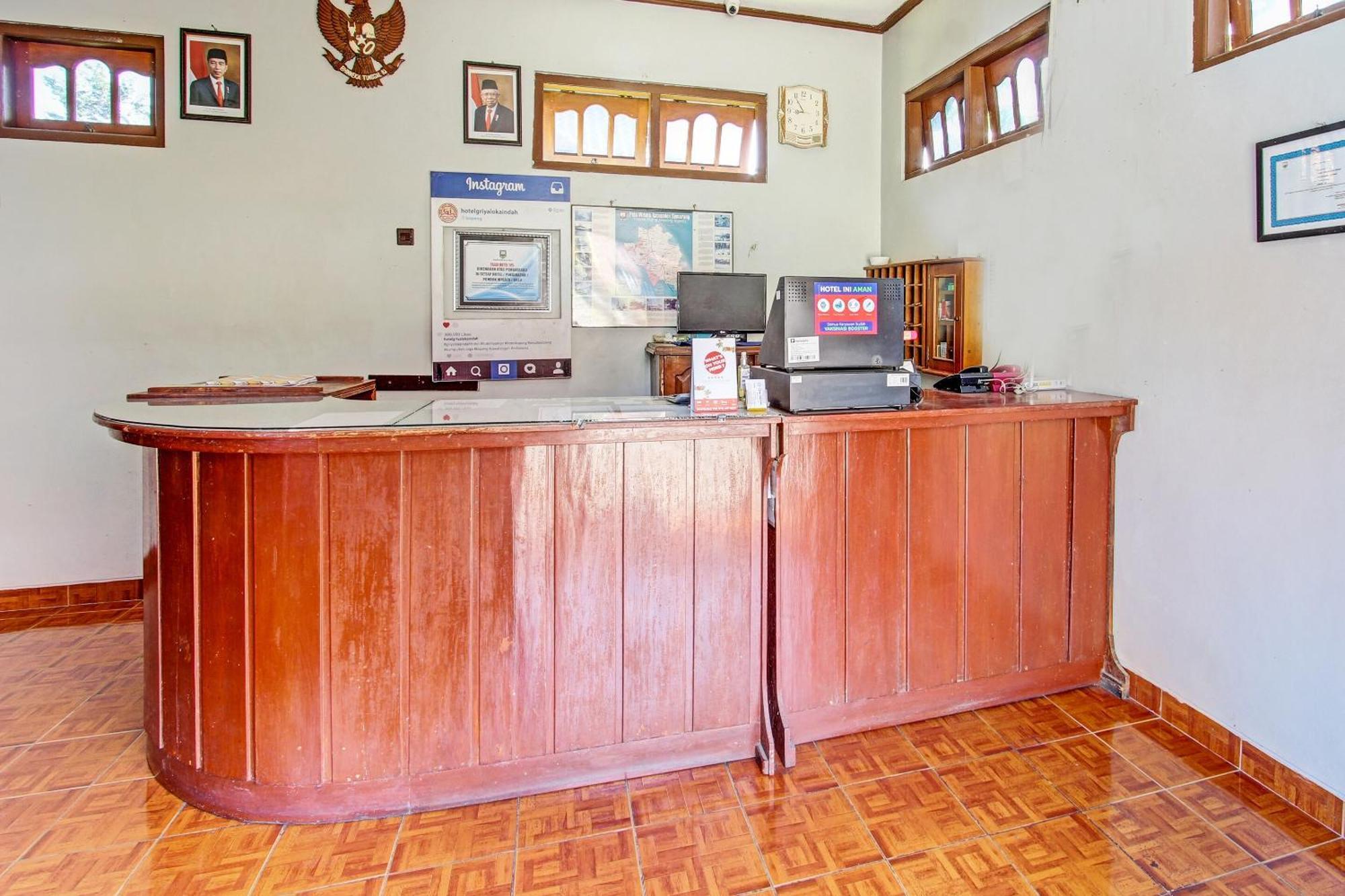 Hotel Capital O 91644 Loka Hause à Salatiga Extérieur photo